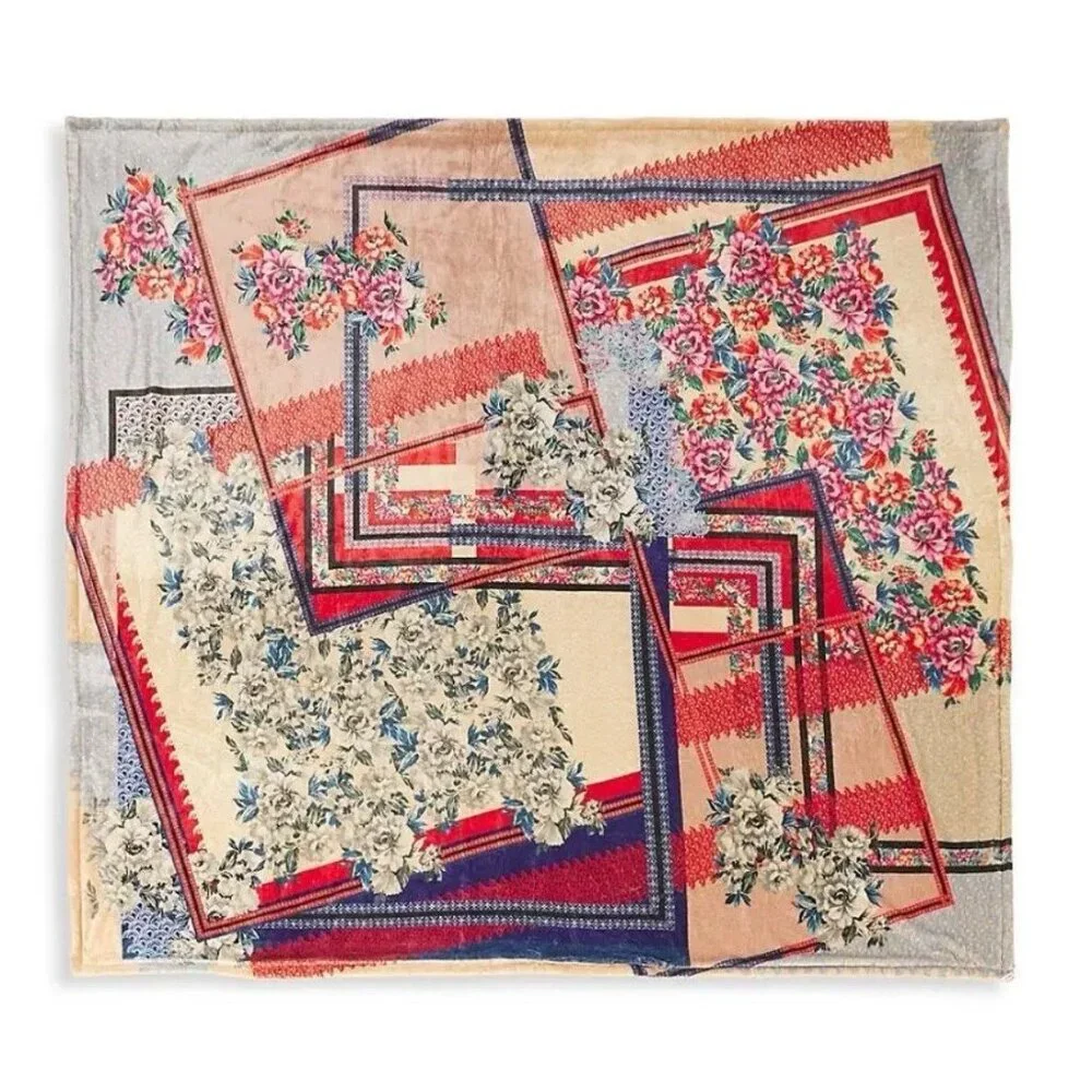 Johnny Was Windo Reversible Plush Blanket Drawstring Bag Floral‎
